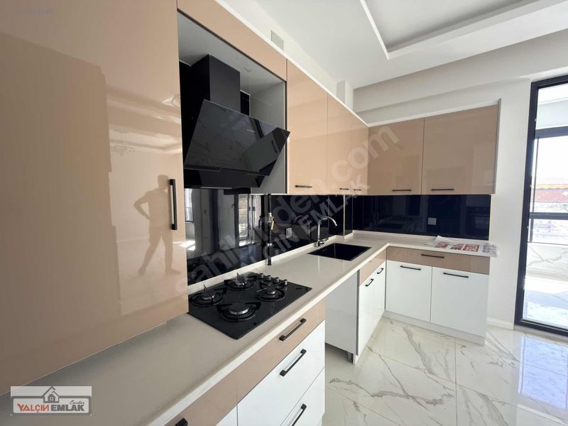 Yalçın'dan 3+1 160 M2 Full Yapılı Extralı Ultra Lüx Daire — fotoğraf 17