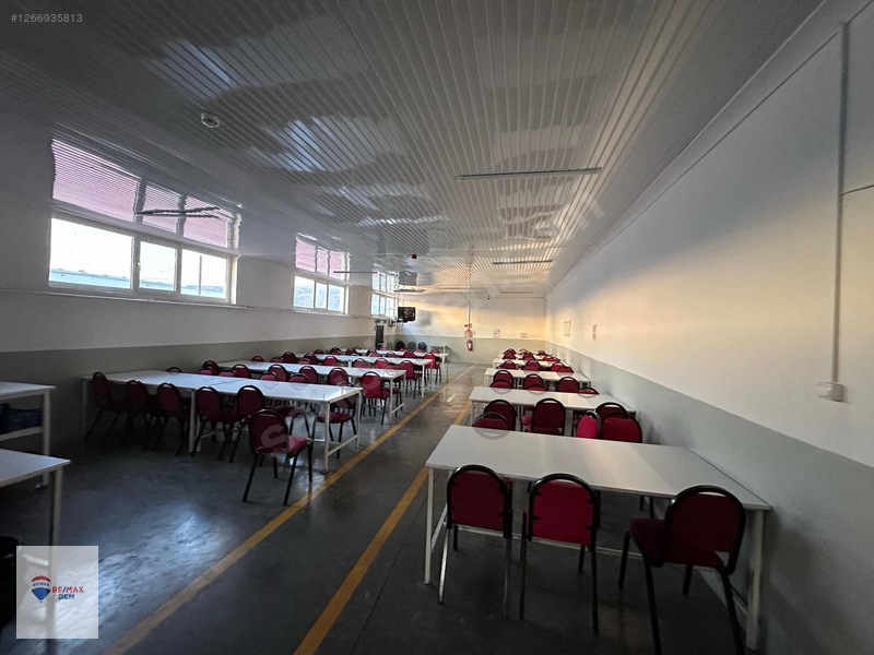 Remax Dem'den Organizede 4.000m2 Fabrika Binası Ve Arsası — fotoğraf 21