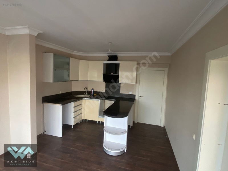 Bağlıca Ozan Tower Da Yüzme Havuzlu Kiralık 1+1 — fotoğraf 5