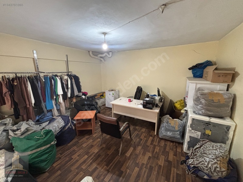 Kiralık Yeni Bina 185m2 Ofis+işyeri Metroya Metrobüse Yakın Msd* — fotoğraf 5