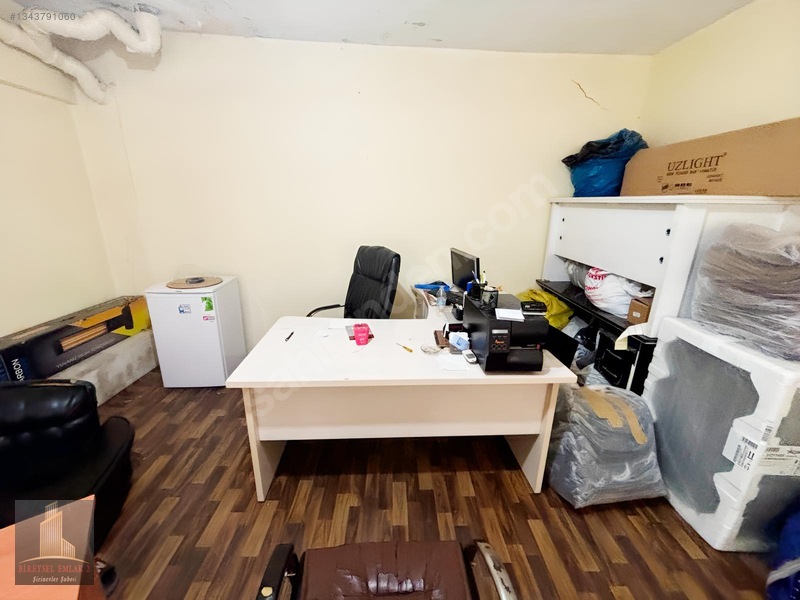 Kiralık Yeni Bina 185m2 Ofis+işyeri Metroya Metrobüse Yakın Msd* — fotoğraf 6