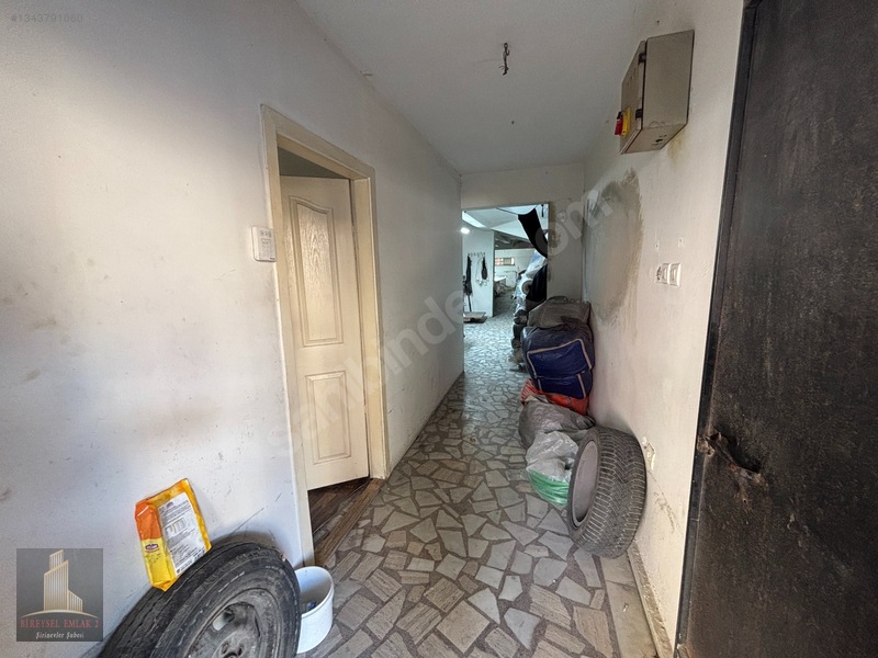 Kiralık Yeni Bina 185m2 Ofis+işyeri Metroya Metrobüse Yakın Msd* — fotoğraf 7