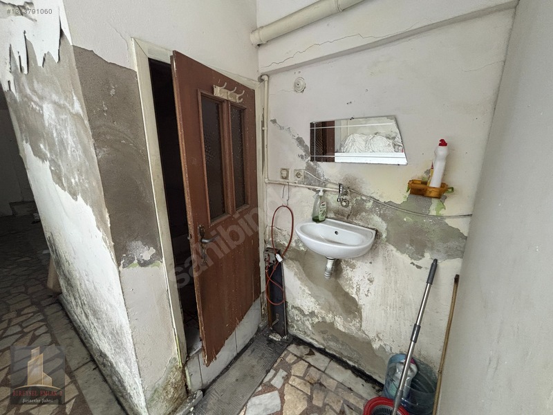 Kiralık Yeni Bina 185m2 Ofis+işyeri Metroya Metrobüse Yakın Msd* — fotoğraf 14