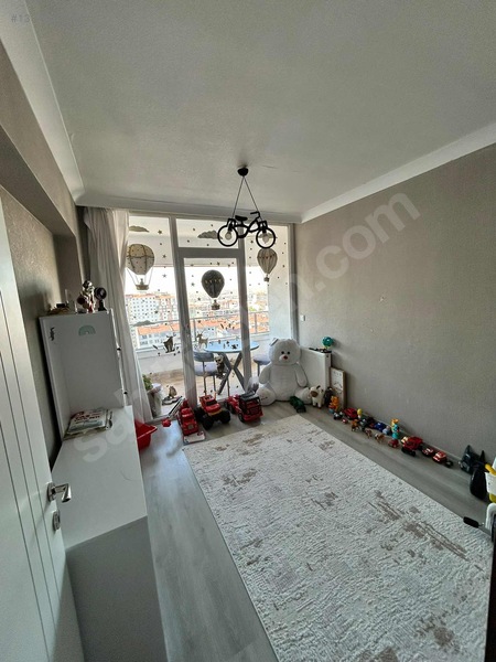 Mevlana Mahallesi'nin Gözde Dairesi Satışta 3+1 Geniş M2 — fotoğraf 8