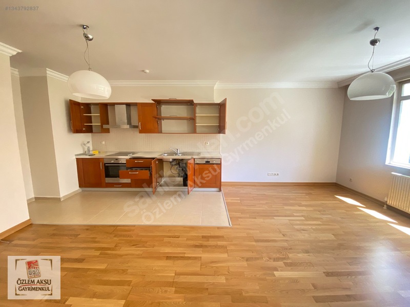 Özlem Aksu.rapsodi Evleri Geniş Bahçeli Kiralık 1+1 Köşe Daire — fotoğraf 9