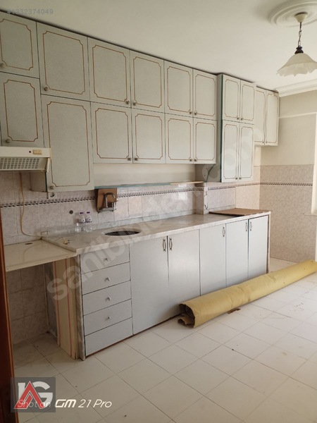 Meydan Mah. Geniş 3+1 Kiralık Daire — fotoğraf 2