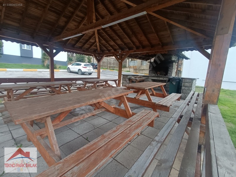 Yenişehir Kavi Sitesi 190 M2 Arsa Paylı İskanlı Satılık 3+1 — fotoğraf 2