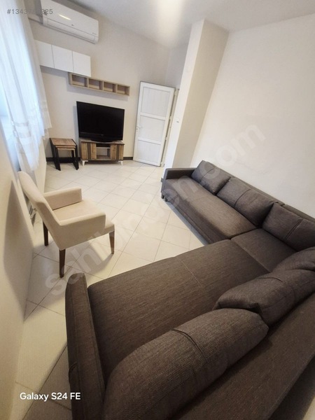 Bornova Atatürk Mahallesi'nde Eşyalı 3+1 Kiralık Daire — fotoğraf 3