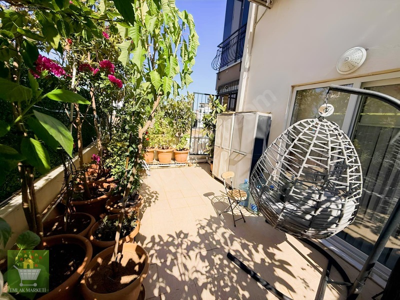 Doğalgaz Kombili, Geniş, Masrafsız, Özel Teraslı Daire