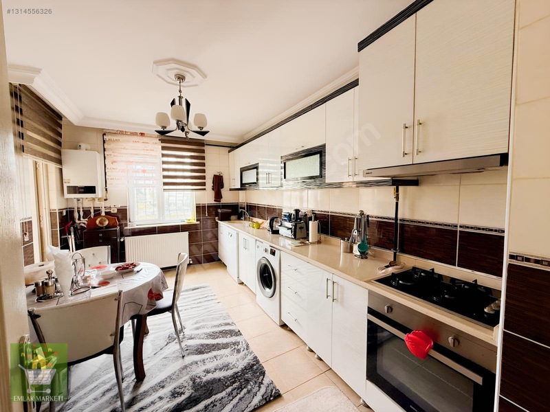 Doğalgaz Kombili, Geniş, Masrafsız, Özel Teraslı Daire — fotoğraf 3