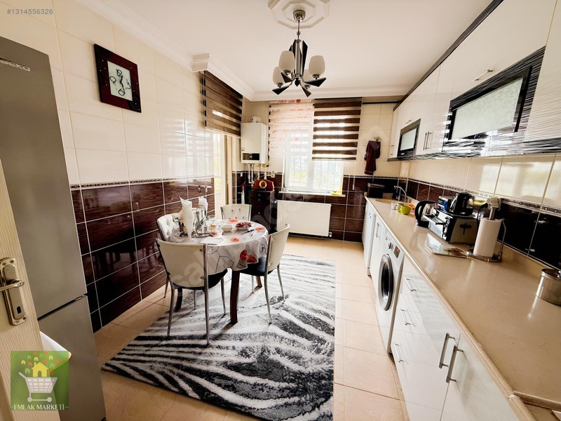 Doğalgaz Kombili, Geniş, Masrafsız, Özel Teraslı Daire — fotoğraf 4
