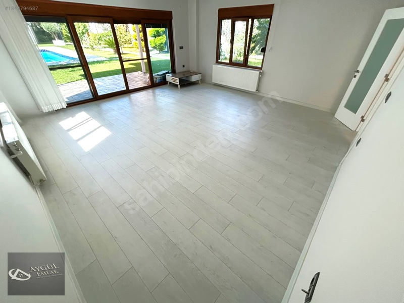 Akçay'da Aygül'den Site İçi Havuzlu Güvenlikli 3+1 Satılık Villa — fotoğraf 7