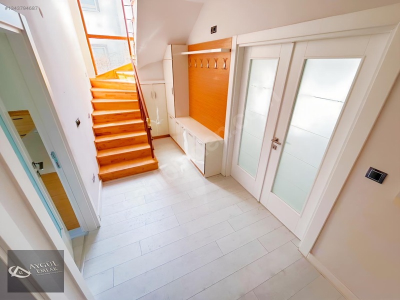 Akçay'da Aygül'den Site İçi Havuzlu Güvenlikli 3+1 Satılık Villa — fotoğraf 9