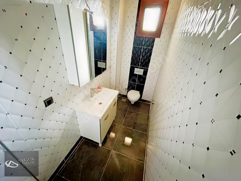 Akçay'da Aygül'den Site İçi Havuzlu Güvenlikli 3+1 Satılık Villa — fotoğraf 10