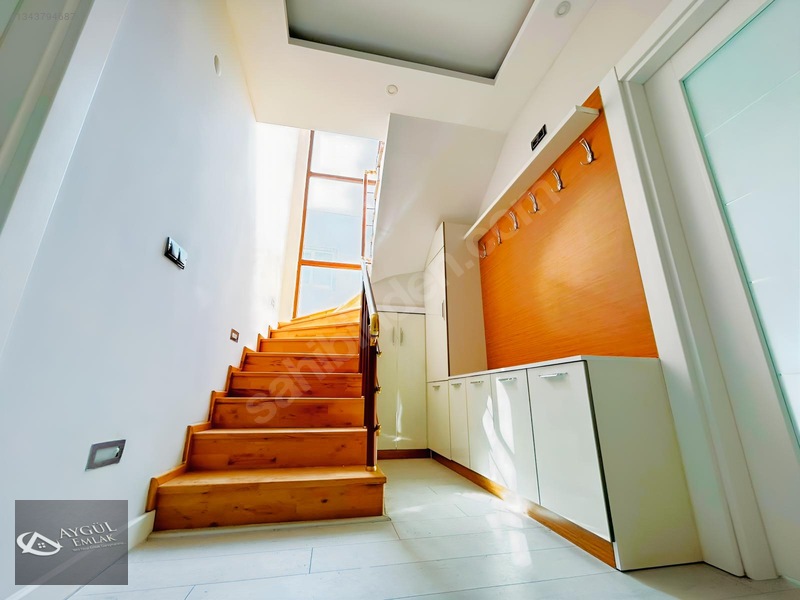 Akçay'da Aygül'den Site İçi Havuzlu Güvenlikli 3+1 Satılık Villa — fotoğraf 11
