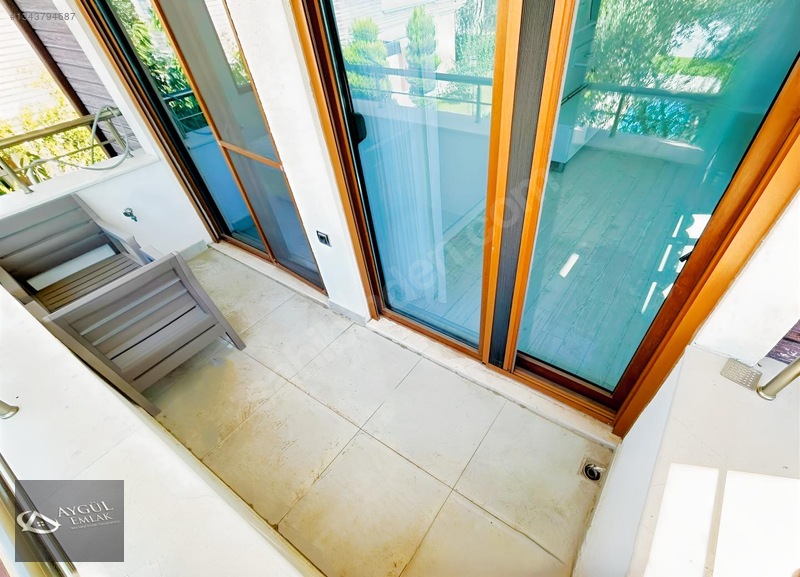 Akçay'da Aygül'den Site İçi Havuzlu Güvenlikli 3+1 Satılık Villa — fotoğraf 15