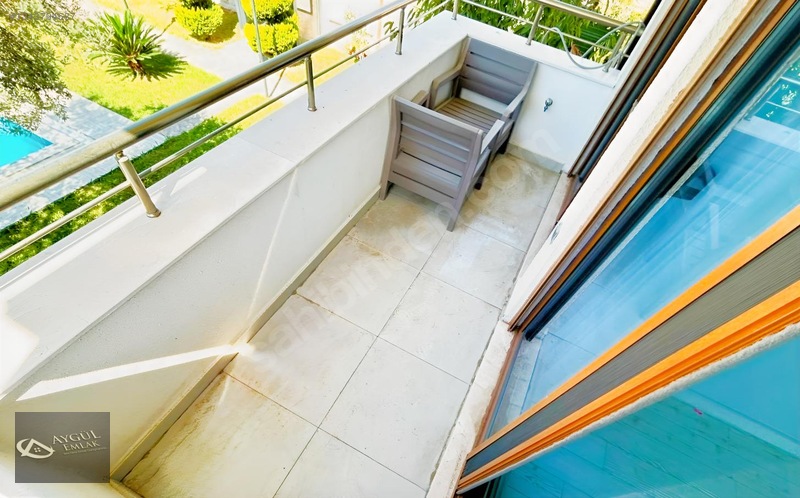 Akçay'da Aygül'den Site İçi Havuzlu Güvenlikli 3+1 Satılık Villa — fotoğraf 26