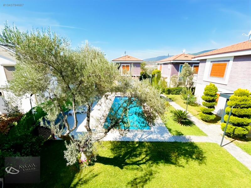 Akçay'da Aygül'den Site İçi Havuzlu Güvenlikli 3+1 Satılık Villa — fotoğraf 30