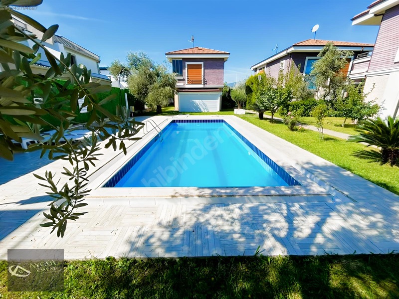 Akçay'da Aygül'den Site İçi Havuzlu Güvenlikli 3+1 Satılık Villa — fotoğraf 31