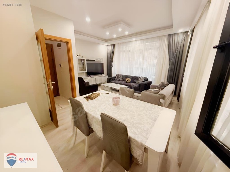 Merkezi Konumda Satılık 2+1 Daire İzzet Paşa Mah. — fotoğraf 3