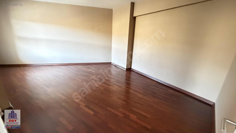 Suit Tower'da Büyük 1+1 Balkonlu 65m2 Satılık Konut Veya İşyeri — fotoğraf 11