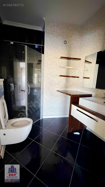 Suit Tower'da Büyük 1+1 Balkonlu 65m2 Satılık Konut Veya İşyeri — fotoğraf 24