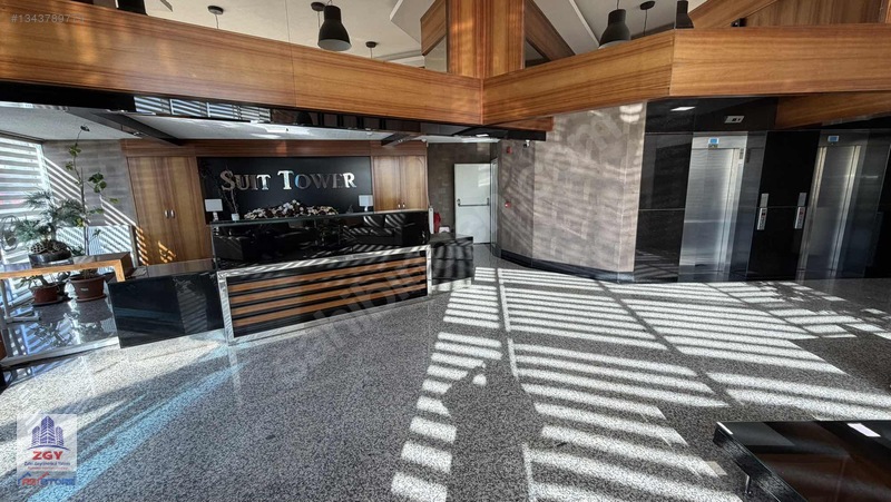Suit Tower'da Büyük 1+1 Balkonlu 65m2 Satılık Konut Veya İşyeri — fotoğraf 32