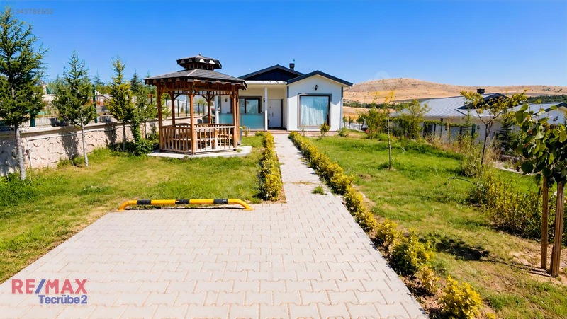 Gölbaşı Karaoğlanda 500 M² Bahçeli, Net 60 M² 2+1 Hobi Bahçesi — fotoğraf 4