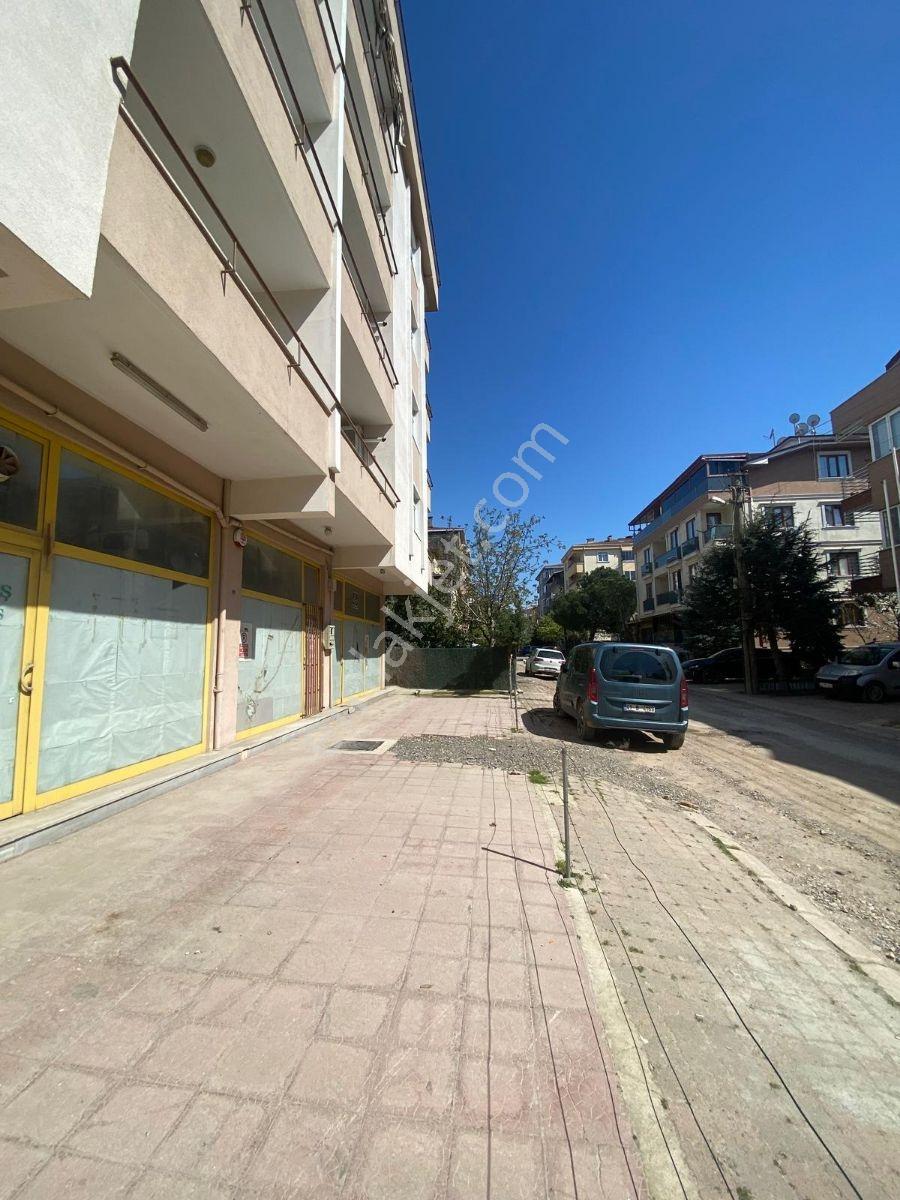 Körfez Mimarsinan Da 3+1 Arakat Asansörlü Bahçeli Arakat 140 M2 — fotoğraf 2