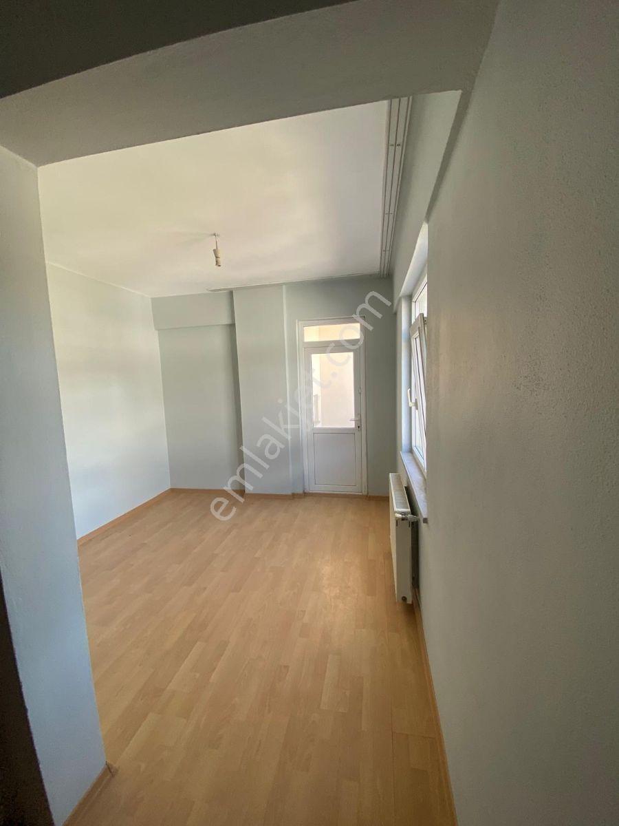 Körfez Mimarsinan Da 3+1 Arakat Asansörlü Bahçeli Arakat 140 M2 — fotoğraf 17
