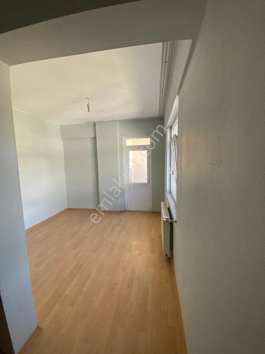 Körfez Mimarsinan Da 3+1 Arakat Asansörlü Bahçeli Arakat 140 M2 — fotoğraf 18