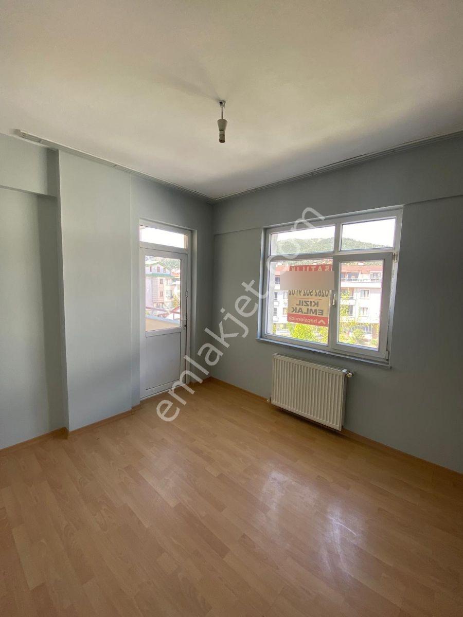 Körfez Mimarsinan Da 3+1 Arakat Asansörlü Bahçeli Arakat 140 M2 — fotoğraf 19