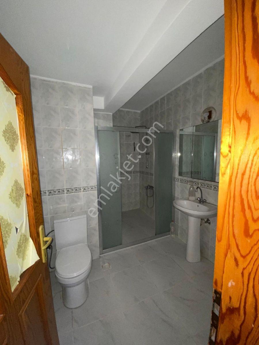 Körfez Mimarsinan Da 3+1 Arakat Asansörlü Bahçeli Arakat 140 M2 — fotoğraf 28
