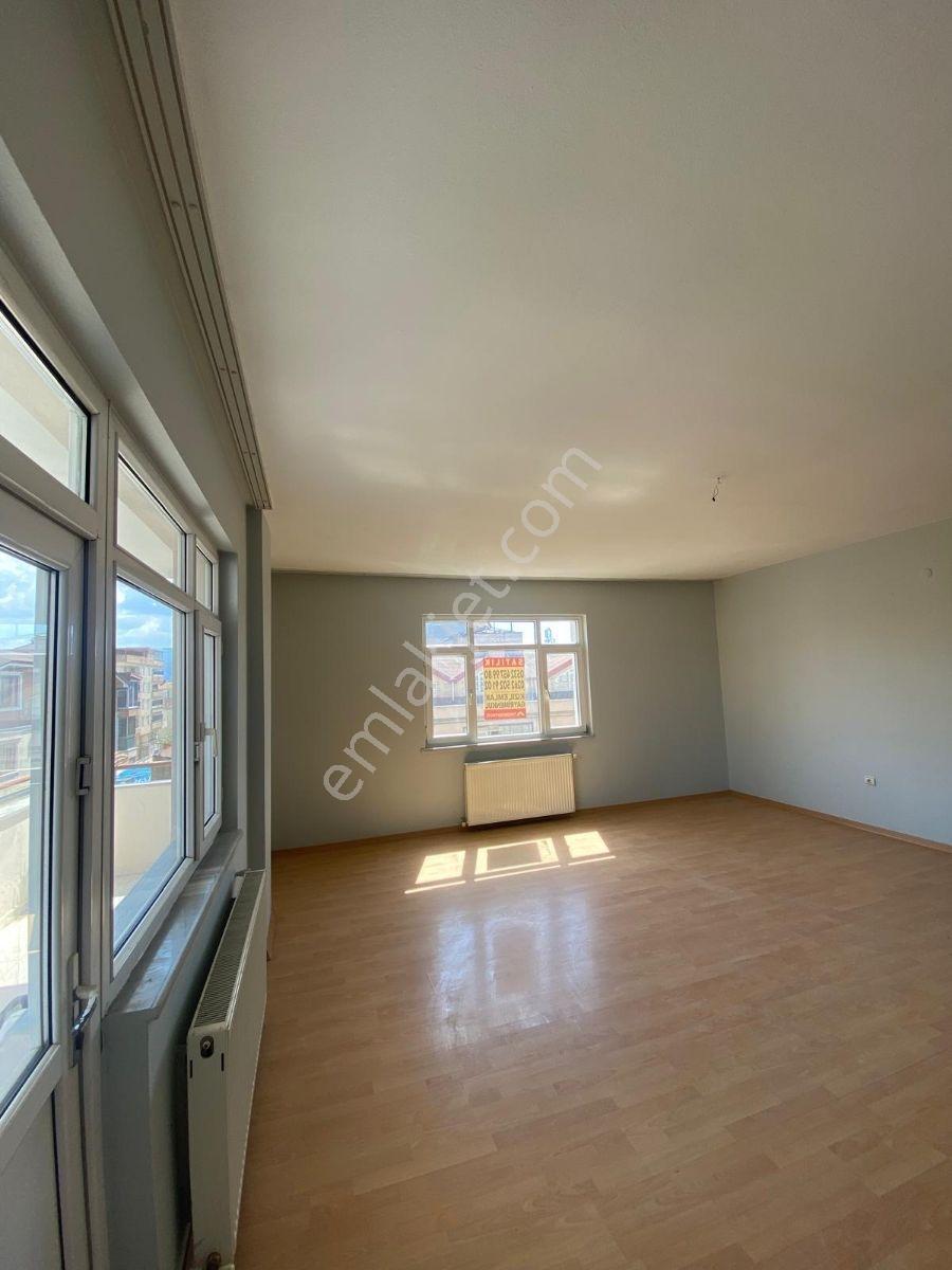 Körfez Mimarsinan Da 3+1 Arakat Asansörlü Bahçeli Arakat 140 M2 — fotoğraf 29