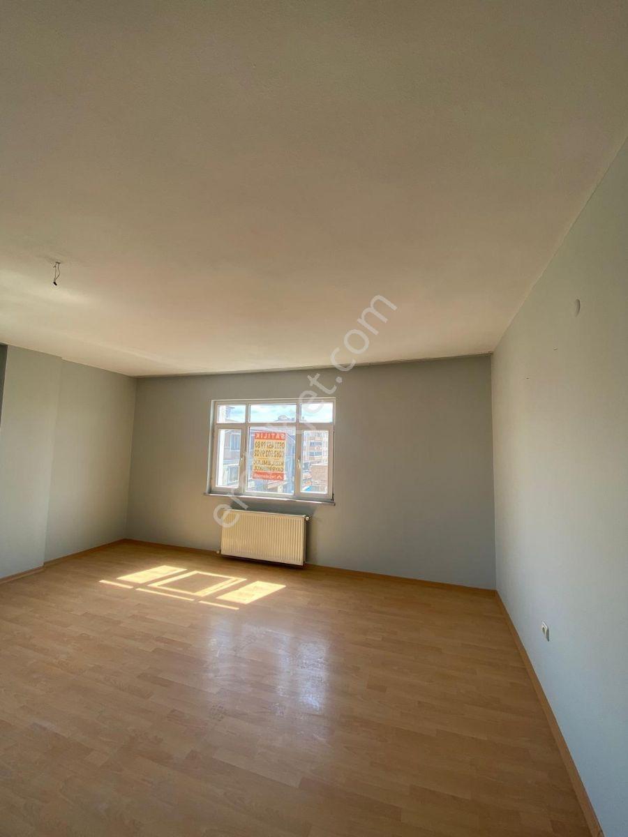 Körfez Mimarsinan Da 3+1 Arakat Asansörlü Bahçeli Arakat 140 M2 — fotoğraf 31