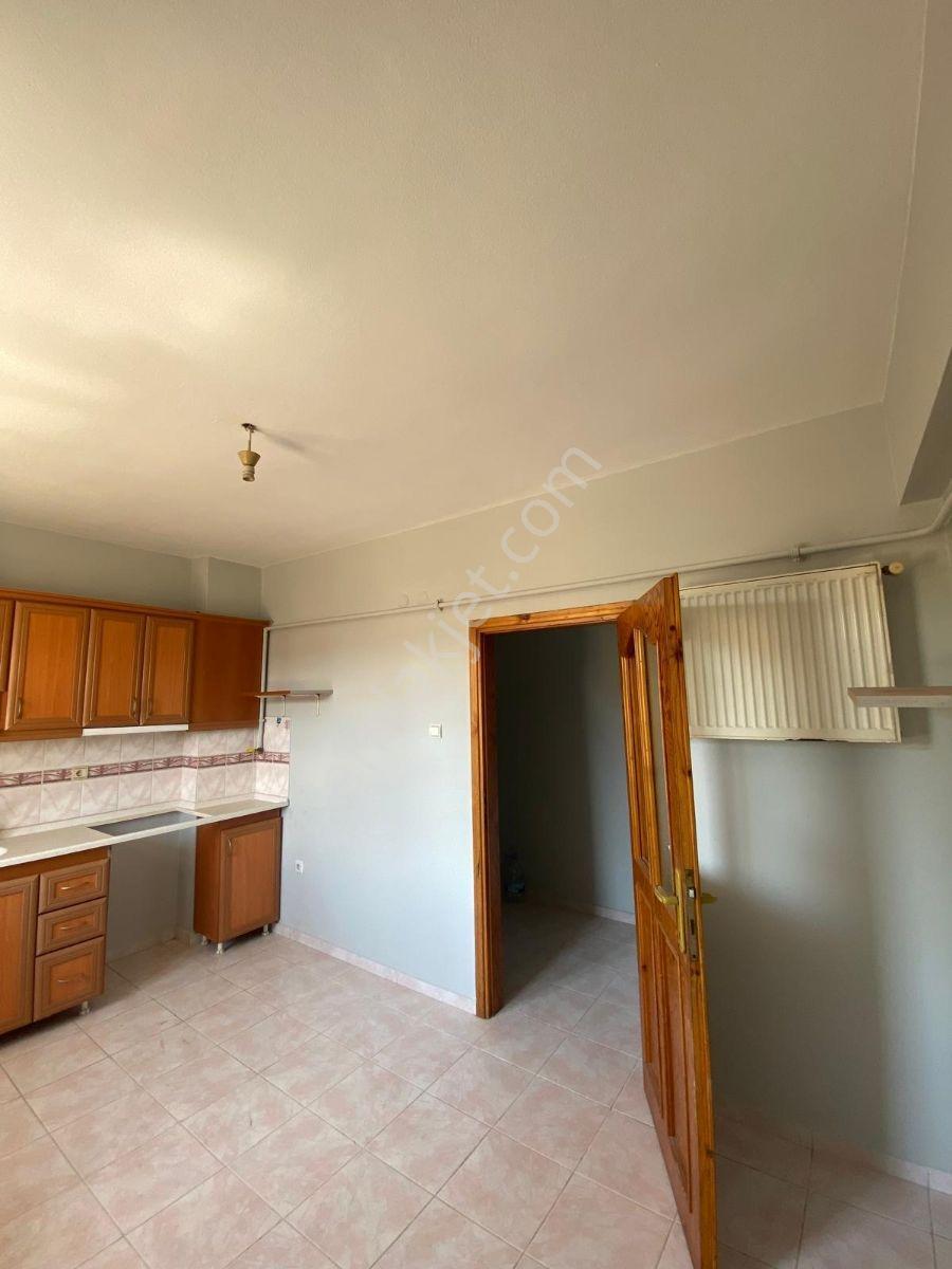 Körfez Mimarsinan Da 3+1 Arakat Asansörlü Bahçeli Arakat 140 M2 — fotoğraf 34