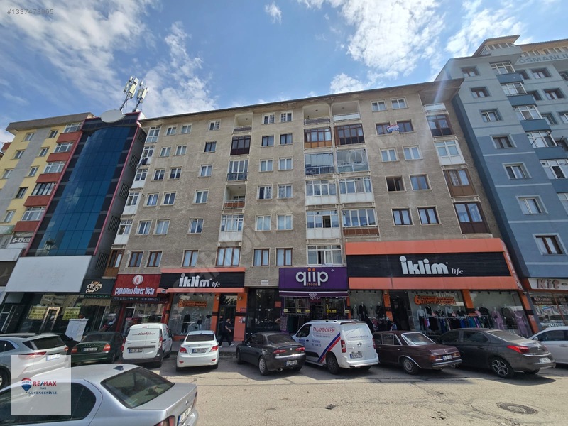 Remax İlke'den Çaykara Caddesi'nde 3+1 Satılık Daire
