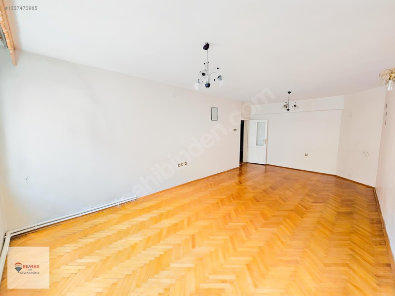 Remax İlke'den Çaykara Caddesi'nde 3+1 Satılık Daire — fotoğraf 11
