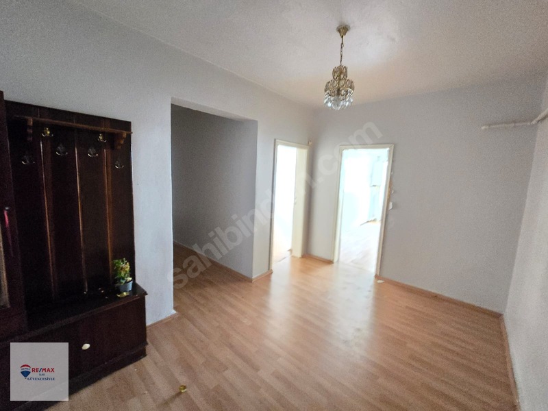 Remax İlke'den Çaykara Caddesi'nde 3+1 Satılık Daire — fotoğraf 16