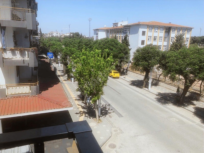 Aksoy Mahallesi Cadde Üzeri Yeni Kiralık Daire — fotoğraf 6