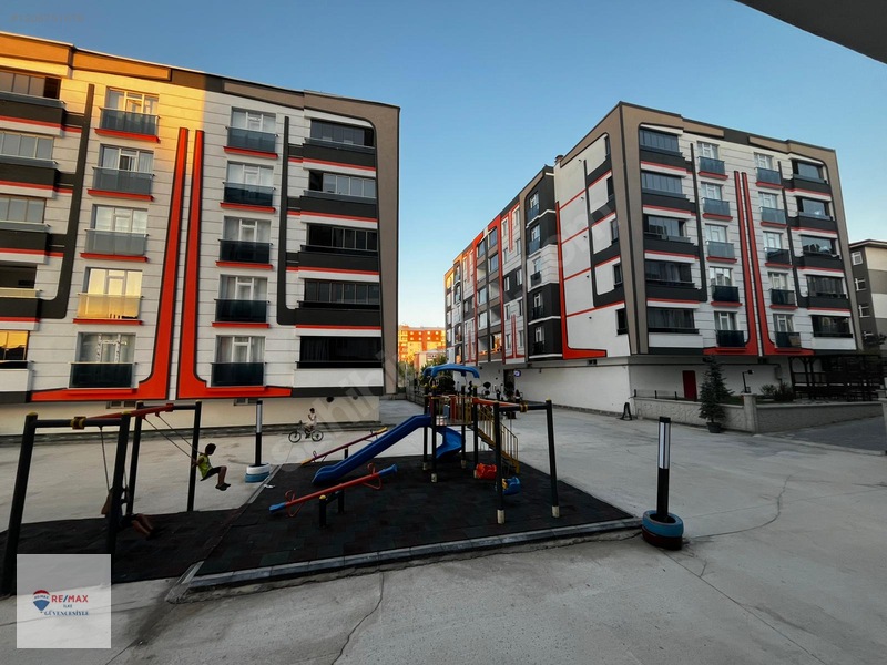 Remax İlke'den Yıldızkent'te 4+1 Satılık Lüx Daire — fotoğraf 21