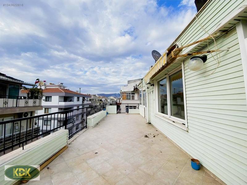 Aksoy'un Gözde Lokasyonunda Teraslı Satılık 4+1 Daire — fotoğraf 3