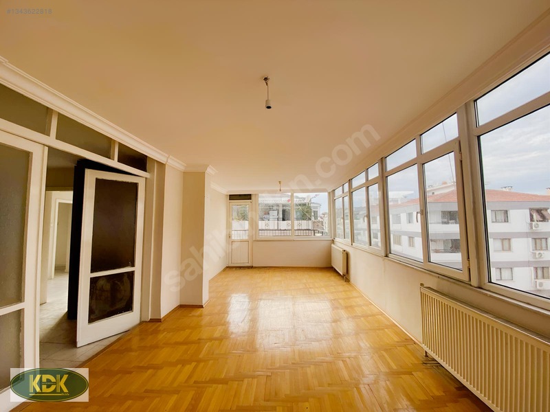 Aksoy'un Gözde Lokasyonunda Teraslı Satılık 4+1 Daire — fotoğraf 9