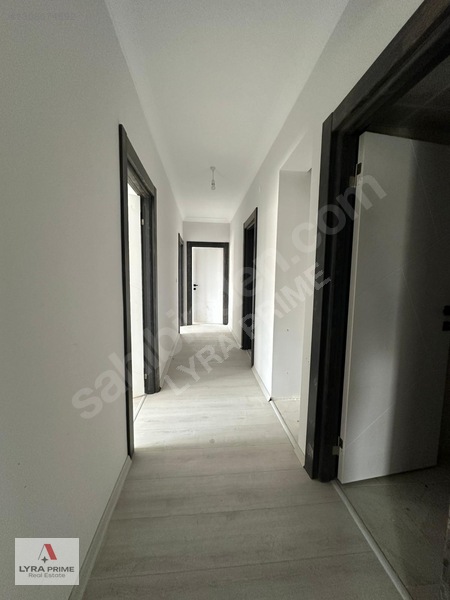Başağaç Mah.manzara Evlerinde Full Yapılı Satılık 4+1 Daire — fotoğraf 23