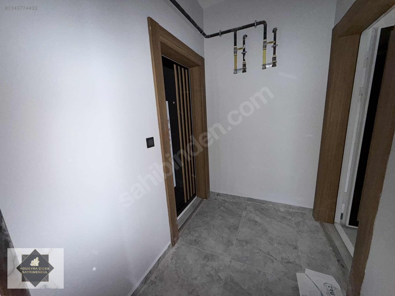 Çiçek Emlak'tan Beyciler Mah.defull Seramik Zemin 3+1 Satılık — fotoğraf 22
