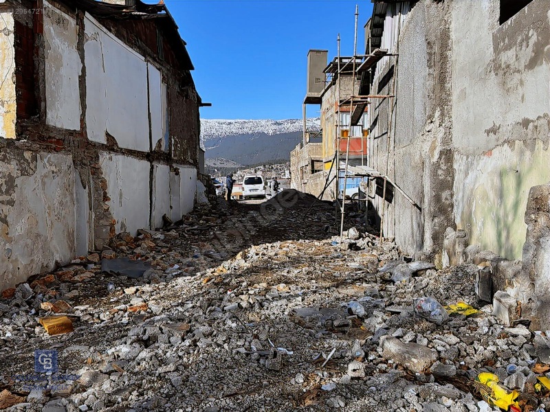 Divanlı Mh Cadde Üzeri (185m2) Satılık Konut İmarlı Arsa — fotoğraf 7