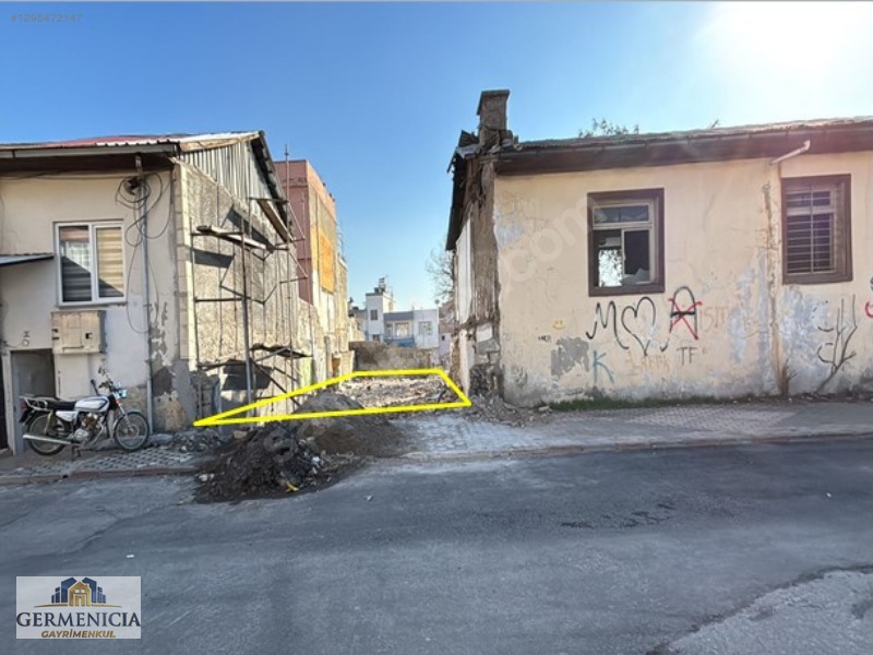 Divanlı Mh Cadde Üzeri (185m2) Satılık Konut İmarlı Arsa — fotoğraf 14