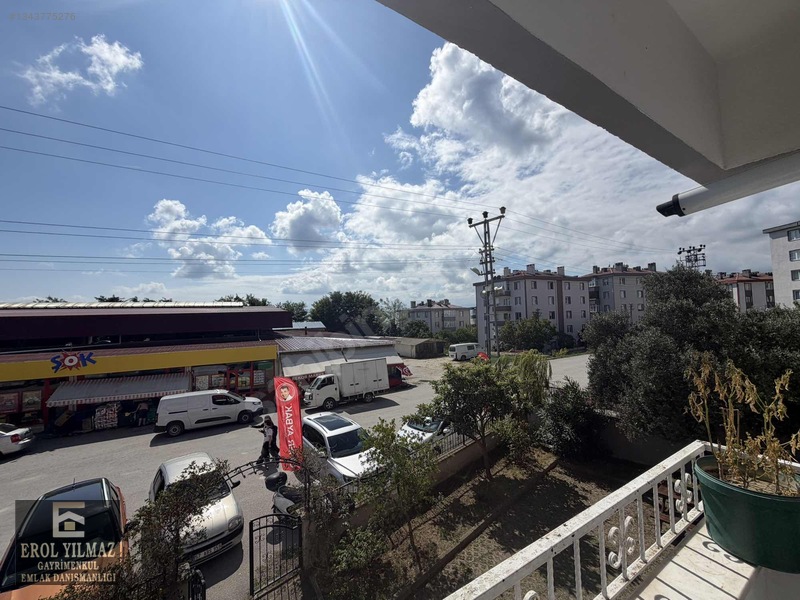 Erol Yılmaz Gayrimenkul'Den Kiralık 3+1 Daire
