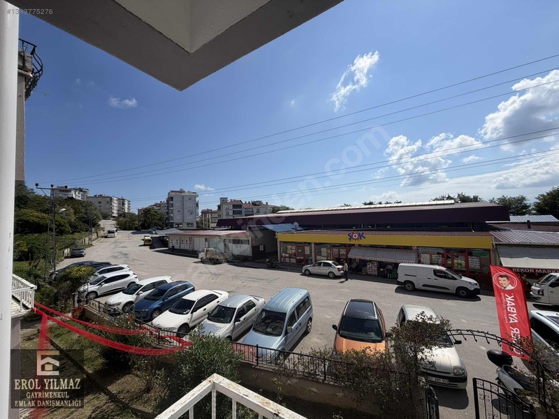 Erol Yılmaz Gayrimenkul'den Kiralık 3+1 Daire — fotoğraf 2