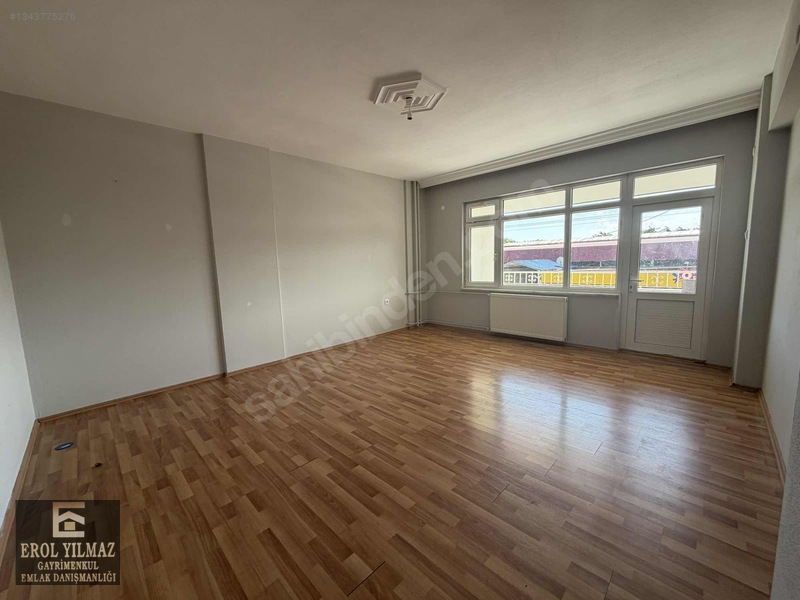Erol Yılmaz Gayrimenkul'den Kiralık 3+1 Daire — fotoğraf 10